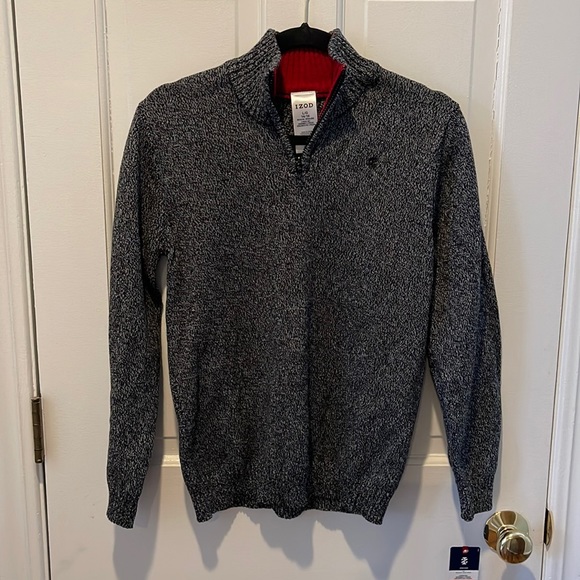 Boys Izod sweater. Brand new!!! Size Large - Picture 1 of 5